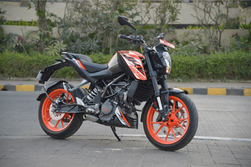 KTM Duke 125 Bike Price, Feature, EMI Plan and More Details